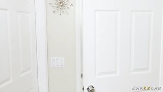 Brazzers - Bubble Bath Self-Care With Cock