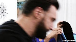 Dicking The Detective s Daughter