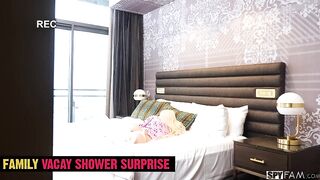 Family Vacay Shower Surprise