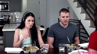 My Family Pies - Mom Plays A Prank