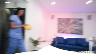 Brazzers - Nurse Jamie Knows Best