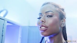 Brazzers - Hot And Heavy