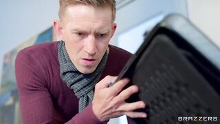 Brazzers - Sexscape Room