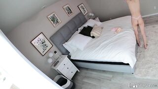 Spyfam - Stretching Stepsister