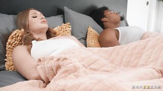 Brazzers - Squirting Up The Salesman