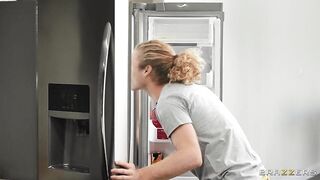 Brazzers - Lesbian Couple Wants Roommate Dick