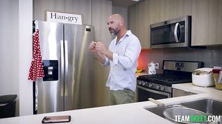 Team Skett - Handle With Care