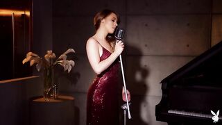 Playboy Plus.- Taking the Stage