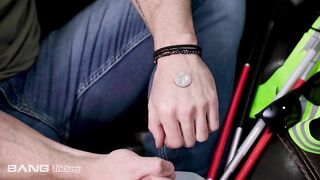 Bang - Vienna Black Gets Fooled By A Tricky Blind Man Who Wants Sex