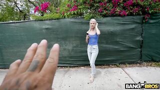 Bang Bros - Luna Gives Stranger Some Pussy