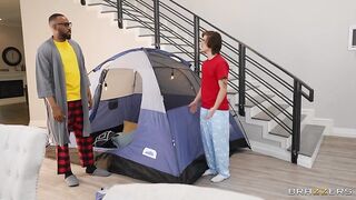 Brazzers - Glamping Gloryhole DILF-Hunter Duo