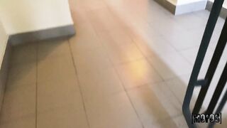 Mofos - Slutty Blonde Receives a Big Package