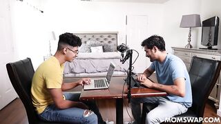 Mom Swap - The Underwear Thieves