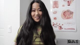 Mofos - Alona's a Hands-On Learner