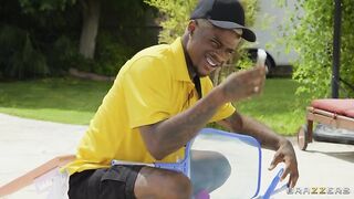 Brazzers - 2 Squirting Wives Seduce the Pool Guy