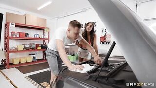 Brazzers - The Mechanic's Messy Wife