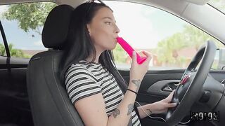 Mofos - The Driver Exposed!