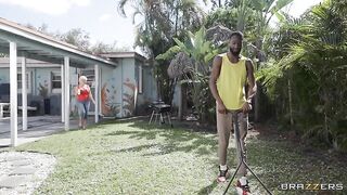 Brazzers - Neighborhood Cougar Rivalry