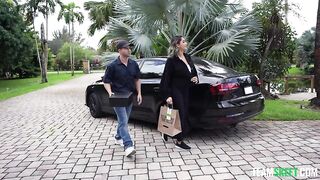 Team Skett - Roxie’s Fantasy Cum True