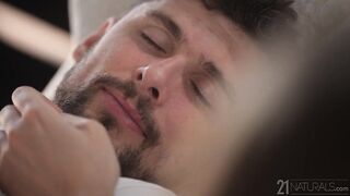 21 Sextury - All She Can Take