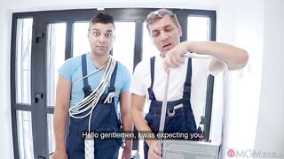 Mom XXX - Horny MILF threesome with handymen