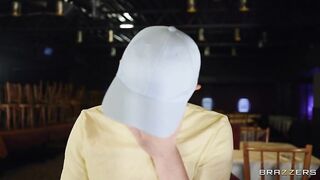 Brazzers - Ditch The Date, Suck The Server