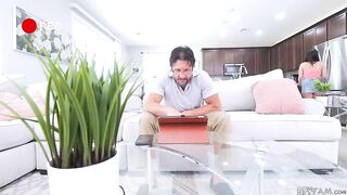 Spyfam - Squirting Stepdaughter