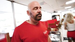 Mofos - Cream for the Waitresses