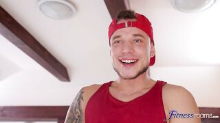 Fitness Rooms - Sporty big tits babes threesome