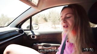 Mofos - Kelly Can't Wait for Outdoor Action