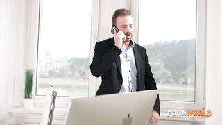 Porn World - Shy Office Intern Sapphire Astrea Plucks Up The Courage To Seduce Hung Boss