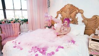 Twistys - TOTM - Hot Pink