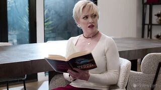 Mommys Girl - Tension At The Table