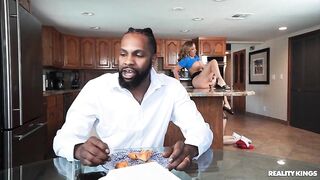 Reality Kings - Fuck The Delivery Girl