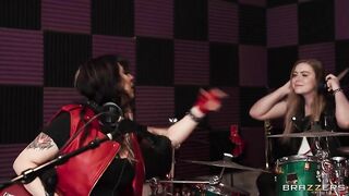Brazzers - Rocker Pussy for the Jock's Cock