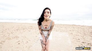 Bang Bros - Perfect Booty In Public