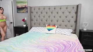 Reality Kings - Roommates Learn To Share