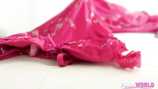 Porn World -  Sex Crazed Cutie Emma Rosie Takes Messy Facial After BBC Anal Drilling