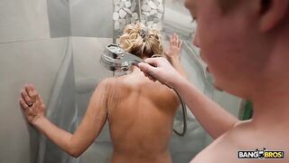 Bang Bros - Helping My Stepmom Shower