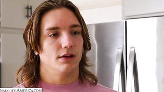 MyFriendsHotMom - Kayla Paige