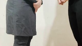 دوست مدرسه ای پارمیدا اومد خونمون و درباره ی کون گنده اش حرف