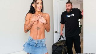 Brazzers - Ryan Reid Horny House Sitter Hits The Jackpot