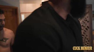 Thick Ass Redhead Heather Red Enjoys Riding BBC - CuckHunter