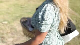 Come on Date with Me