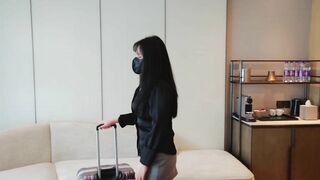 出差情缘·女上司和男下属的疯狂之夜！完整版请关注我的fansly或进电报群哦！