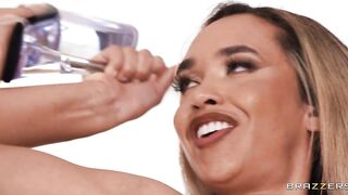 Briana Banderas Tall Girls Do It Better - Brazzers