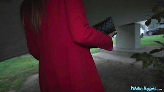 Valentina Love The Extra MILF - PublicAgent