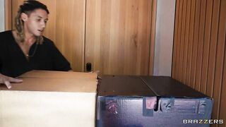 Brazzers - Lily Lou and Little Puck Sex Dollzz