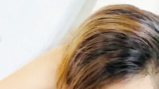 Cheating Pinay Walker Ignores Husbands Calls While Giving Blowjob