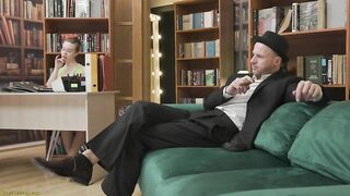 BossLesson - Alice Klay - Alice receives bosslesson rq